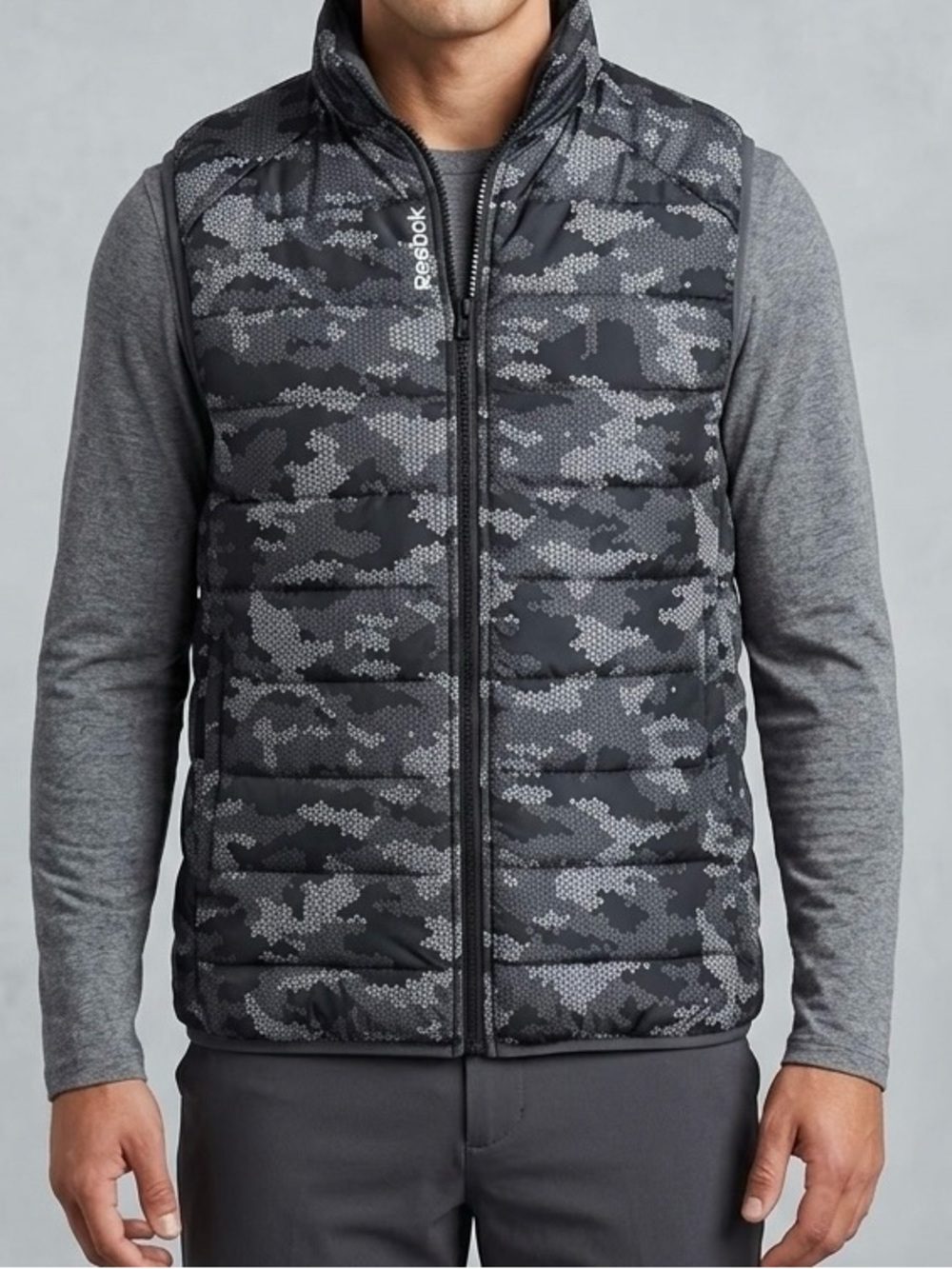 Reebok Men's Reversible Camo Puffer / Black Fleece Vest Medium S47